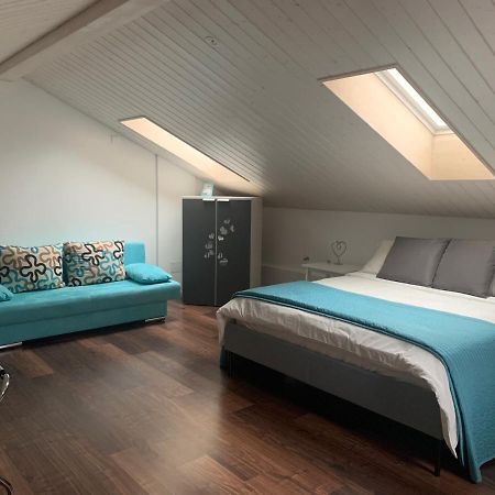 Апартаменты Miranda, Modern Duplex, Garden, Swimming Pool, Parking Лозон Экстерьер фото