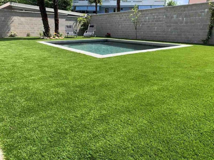Апартаменты Miranda, Modern Duplex, Garden, Swimming Pool, Parking Лозон Экстерьер фото