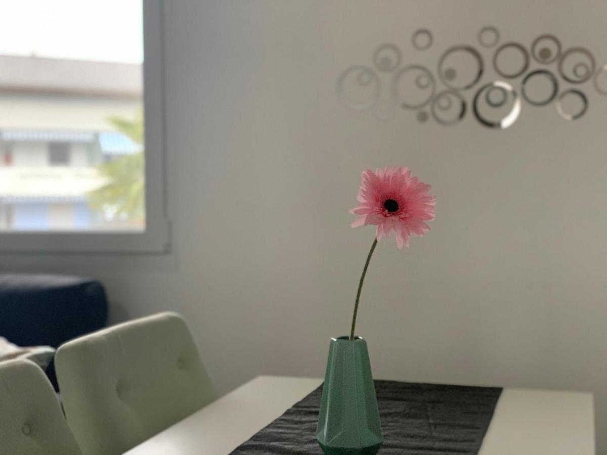 Апартаменты Miranda, Modern Duplex, Garden, Swimming Pool, Parking Лозон Экстерьер фото